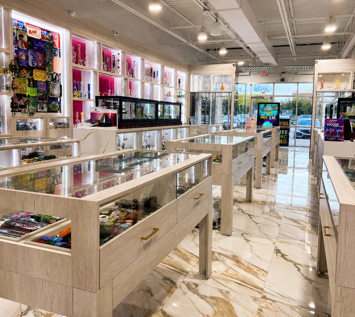 The open floor of Rolling & Co.